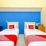 Oyo Life 1643 Grand Monica