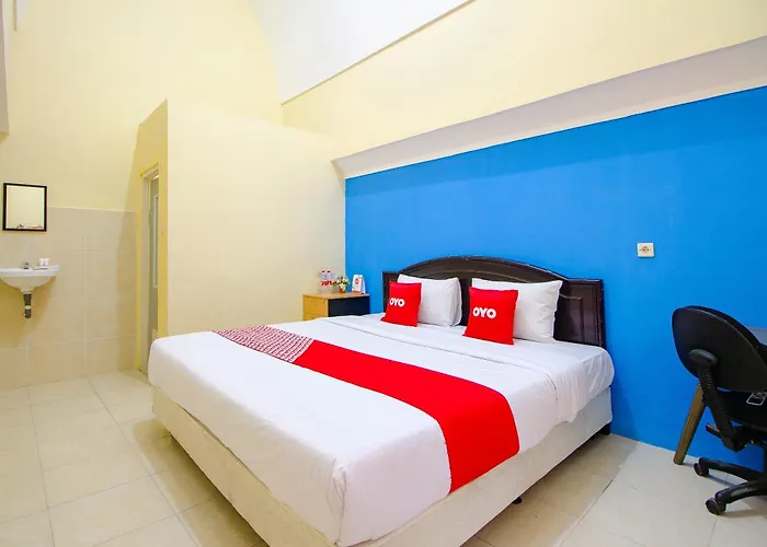 Oyo Life 1643 Grand Monica