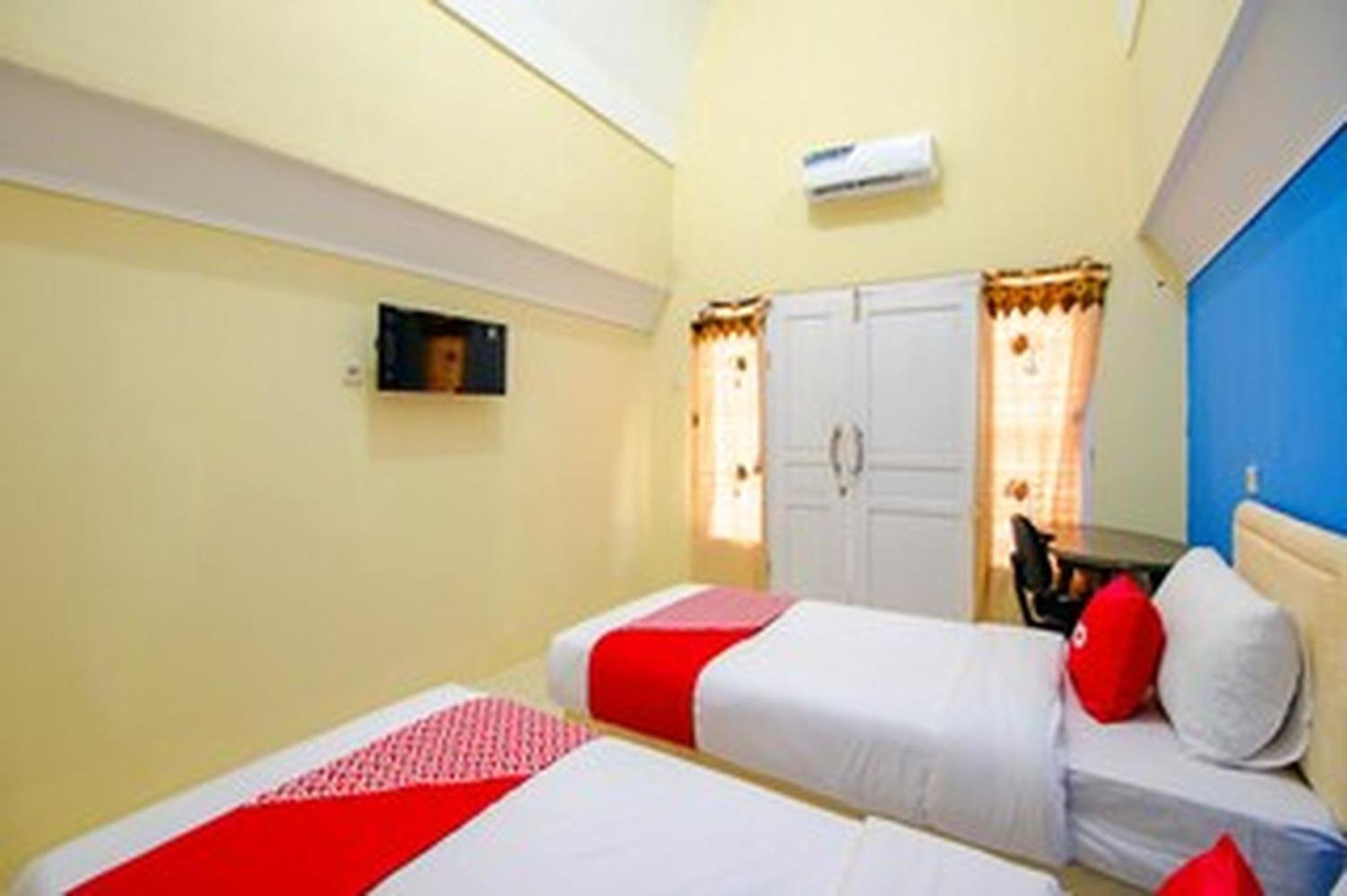 Hotel Oyo Life 1643 Grand Monica 2*